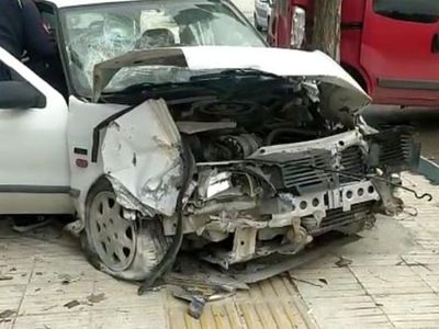 Çorum’da Araçta Sıkışan 2 Kişinin Yardımına İtfaiye Ekipleri Koştu