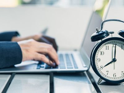 Cuma günleri tatil mi, tatil olacak mı? Hafta sonu tatili 3 gün mü oluyor? Cuma günlerinin tatil ilan edilmesi gündemde