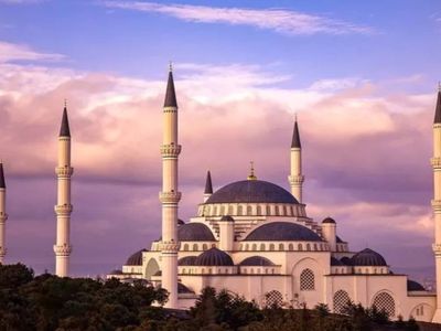 Cuma namazı saat kaçta? Cuma kaçta bitiyor? 15 Temmuz İzmir, İstanbul, Ankara namaz saatleri