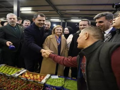 Cumhur İttifakı'nın İstanbul Büyükşehir Belediye Başkan Adayı Murat Kurum, esnafı ziyaret etti ve projelerini açıkladı!