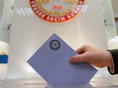 Cumhurbaşkanı adaylarının alacağı yardımlar belli oldu: Detaylar Resmi Gazete’de yayımlandı