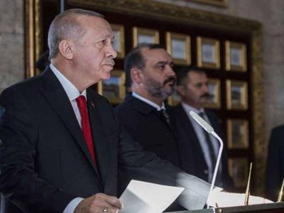 Cumhurbaşkanı Erdoğan Anıtkabir’de: 10 Kasım resmi törenine katıldı