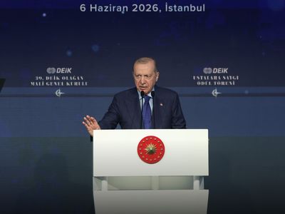 Cumhurbaşkanı Erdoğan DEİK Genel Kurulu'nda konuştu: Yatırımcılara Türkiye'ye yerleşme çağrısı