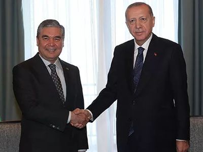 Cumhurbaşkanı Erdoğan Ekonomik İşbirliği Toplantısı İçin Türkmenistan'a Gitti!