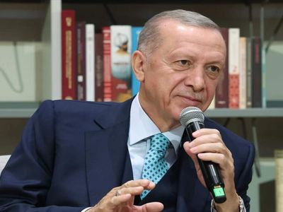Cumhurbaşkanı Erdoğan gençlerle bir araya geldi: Umutsuzluk dalgalarına asla prim vermeyin