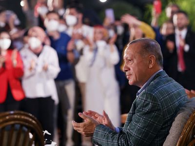 Cumhurbaşkanı Erdoğan, Gençlerle Buluştu