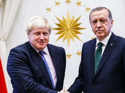 Cumhurbaşkanı Erdoğan, İngiltere Başkanı Johnson'la Görüştü