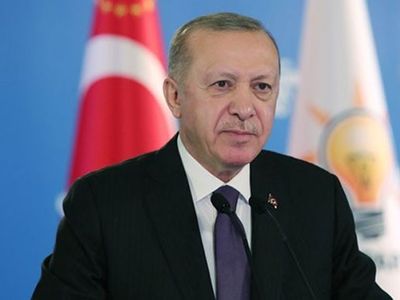 Cumhurbaşkanı Erdoğan: CHP Yönetimi Ayaklarına Taş Değse AK Parti'yi Suçluyor