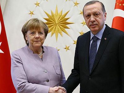 Cumhurbaşkanı Erdoğan, Merkel İle Görüşme Gerçekleştirdi