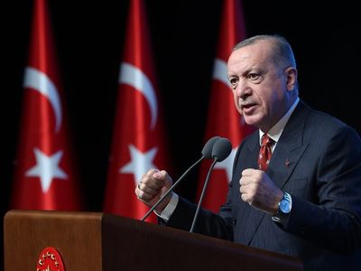 Cumhurbaşkanı Erdoğan: Millete Faydası Olmayanların Hayallerinizi Çalmasına İzin Vermeyin