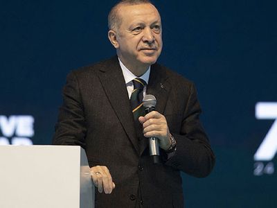 Cumhurbaşkanı Erdoğan, Yeniden AK Parti Genel Başkanı Seçildi