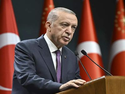 Cumhurbaşkanı Erdoğan’dan emekli ve çalışanlara mesaj: Kimsenin beklentilerini cevapsız bırakmayacağız