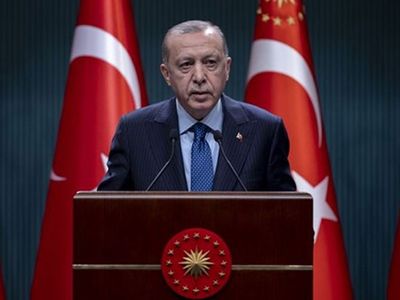 Cumhurbaşkanı Erdoğan'dan Gençlere: Türkiye'yi Omuzlayan Güçlersiniz