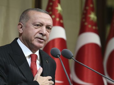 Cumhurbaşkanı Erdoğan’dan karnesini alan öğrencilere mesaj: ‘’Keyifli ve güzel bir yaz tatili diliyorum’’
