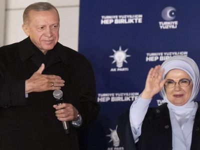 Cumhurbaşkanı Erdoğan’dan yurt dışındaki seçmenlere mesaj: Demokratik hakkınızı muhakkak kullanın