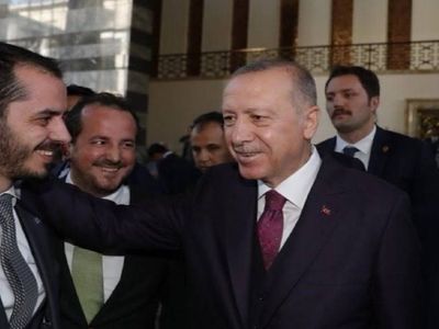 Cumhurbaşkanı Erdoğan’ı şaşırtan an: 28 yıl sonra karşılaştılar
