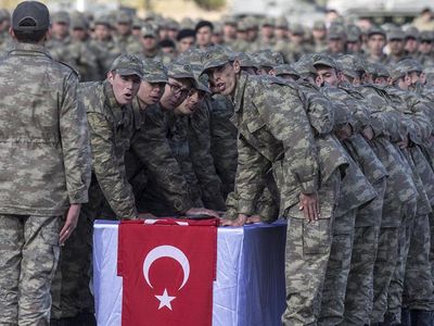 Cumhurbaşkanı Erdoğan'ın müjdesini vermişti! 550 bin gence bedelli askerlik affı getirecek olan düzenleme TBMM'ye geliyor