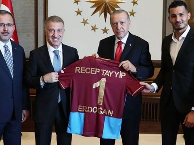 Cumhurbaşkanı Recep Tayyip Erdoğan, Trabzonspor yönetimini kabul etti!