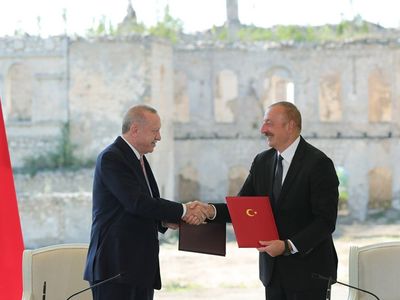 Cumhurbaşkanı Recep Tayyip Erdoğan ve İlham Aliyev, Şuşa Beyannamesi'ni İmzaladı