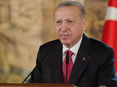 Cumhurbaşkanı Recep Tayyip Erdoğan'dan 1 Mayıs mesajı: İşçilerimizin yanında olmayı sürdüreceğiz!