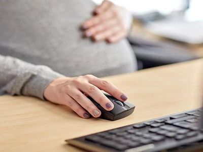 Cumhurbaşkanlığı kararı ilan etti: 10 yaş altı çocuk sahibi kadınlara idari izin