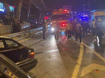 D100 Karayolu'nda Kaza: 2 Yaralı