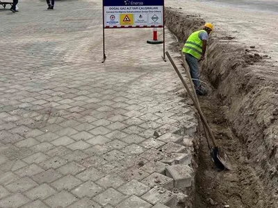Karahayıt'ta doğal gaz altyapı projesine ilk adım atıldı