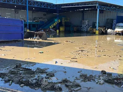 Mersin'de sağanak yağışın ardından sel felaketi: Kurtarma çalışmaları başladı