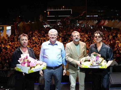 Gürsu'da 28. armut festivali, müzik dolu anlarla sona erdi