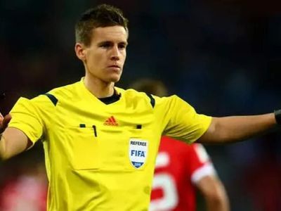 Daniel Siebert kimdir, kaç yaşında, nereli? Portekiz - Türkiye maçının hakemi kimdir?  Daniel Siebert daha önce hangi maçları yönetti?