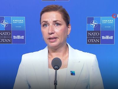 Danimarka Başbakanı Frederiksen'den Trump'a Grönland yanıtı: "Satılık değildir"