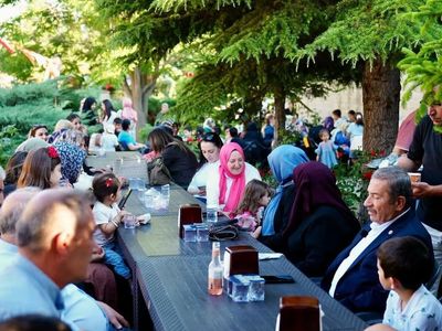 Darende'de Tarihi Yusuf Paşa Bedesteni'nde aşure bereketi