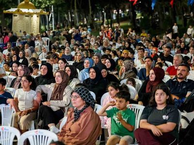 Esenler Belediyesi yazlık sinema etkinliği düzenliyor