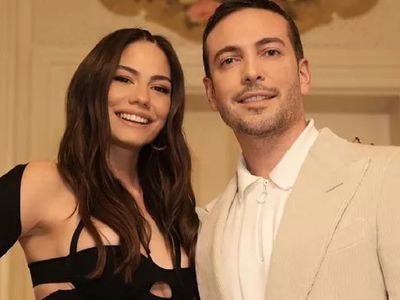 Demet Özdemir yüzüğü neden çıkardı? Oğuzhan Koç ve Demet Özdemir ayrıldı mı? Sevilen çiftten üzücü haber gündem oldu