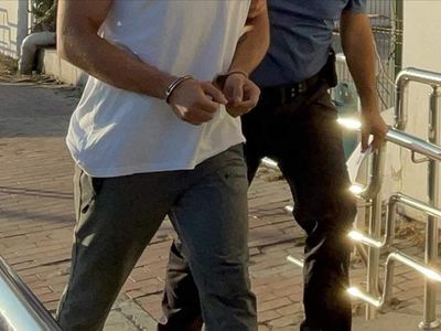 Demir Çelik sektörüne yönelik paravan şirket operasyonu: demir yumruk operasyonunda 14 kişi tutuklandı