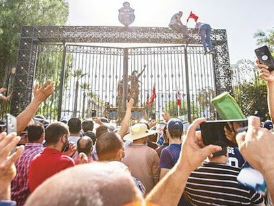 Demokrasi İçin Bölgede Örnek Ülkeydi! 'Yapmayın Bunu Tunus'a'