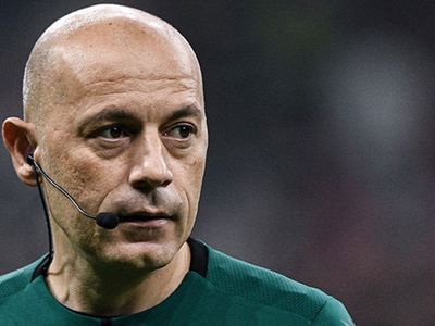 Deniz Çoban, Süper Lig'de yeniden görevlendirilen Hakem Cüneyt Çakır hakkında değerlendirmelerde bulundu!