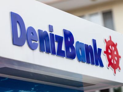 Denizbank çöktü mü, neden açılmıyor? Bankalar çöktü mü?