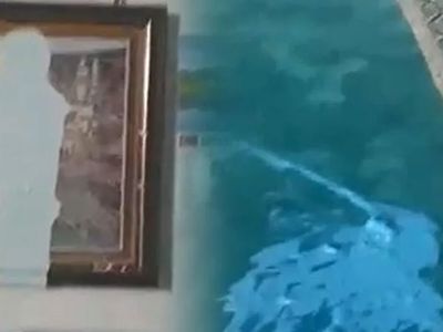 Denizli'de Camiye Çirkin Saldırı! Halıları Boyadılar, Avizelere Zarar Verdiler