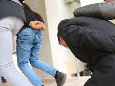 Denizli’de FETÖ Firarisi 2 Şüpheli Tutuklandı