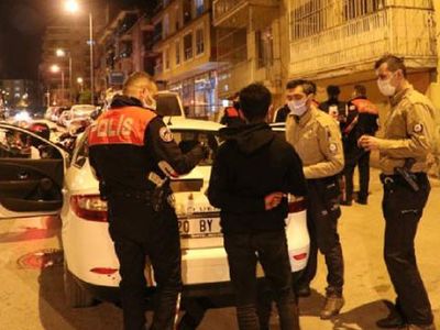 Denizli'de Yasaklara Uymayan 3 Kişiye Ceza