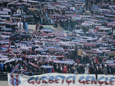 Deplasman yasağı kalktı mı? TFF deplasman seyirci yasağını kaldırdı mı? Süper Lig’de deplasman maçlarına seyirci gidebilecek mi? TFF deplasman yasağı hakkında alınan kararı açıkladı