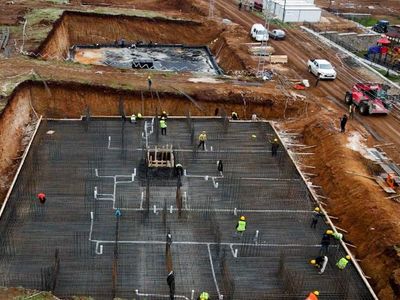 Deprem bölgesi yeniden doğuyor: 53 bin 830 konutun yapım süreci başladı