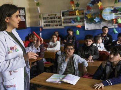 Deprem bölgesindeki öğretmenleri ilgilendiriyor: Bakanlıktan kritik karar