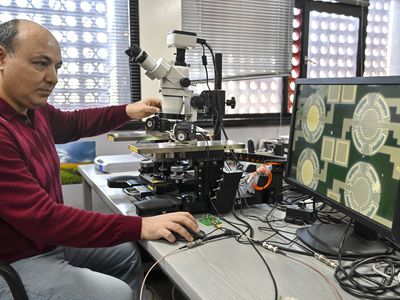 Depremde ses dalgalarını taşıyabilen fiber optik mikrofon tasarlandı!
