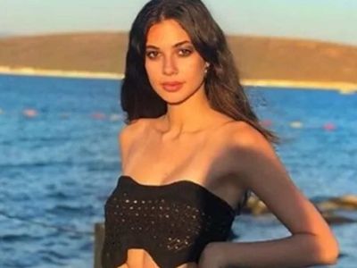 Deren Talu’nun gül desenli bikinili pozları sosyal medyada fazla iddialı bulundu!