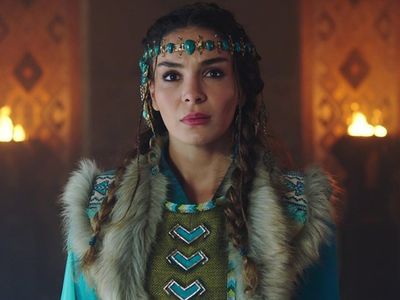 Destan Dizisinin Başrolü Ebru Şahin Hayat Verdiği Akkız Karakteri Hakkında İlk Kez Konuştu!