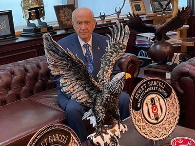 Devlet Bahçeli, Şampiyon Olan Beşiktaş’ı Kutladı