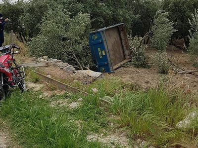 Devrilen Traktörün Altına Kalan Çiftçi Hayatını Kaybetti