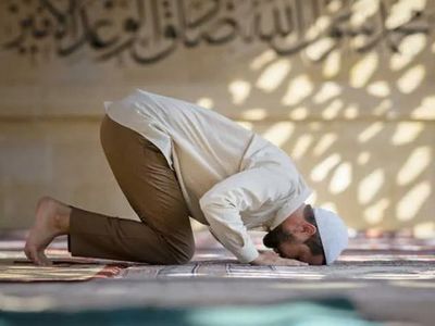 Diyanet Teravih Namazının Evde Kılınacağını Açıkladı